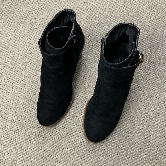 Forever 21 booties - Picture 3 of 8